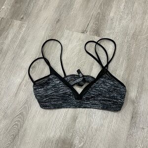 Victoria’s Secret Sports Bra Size S